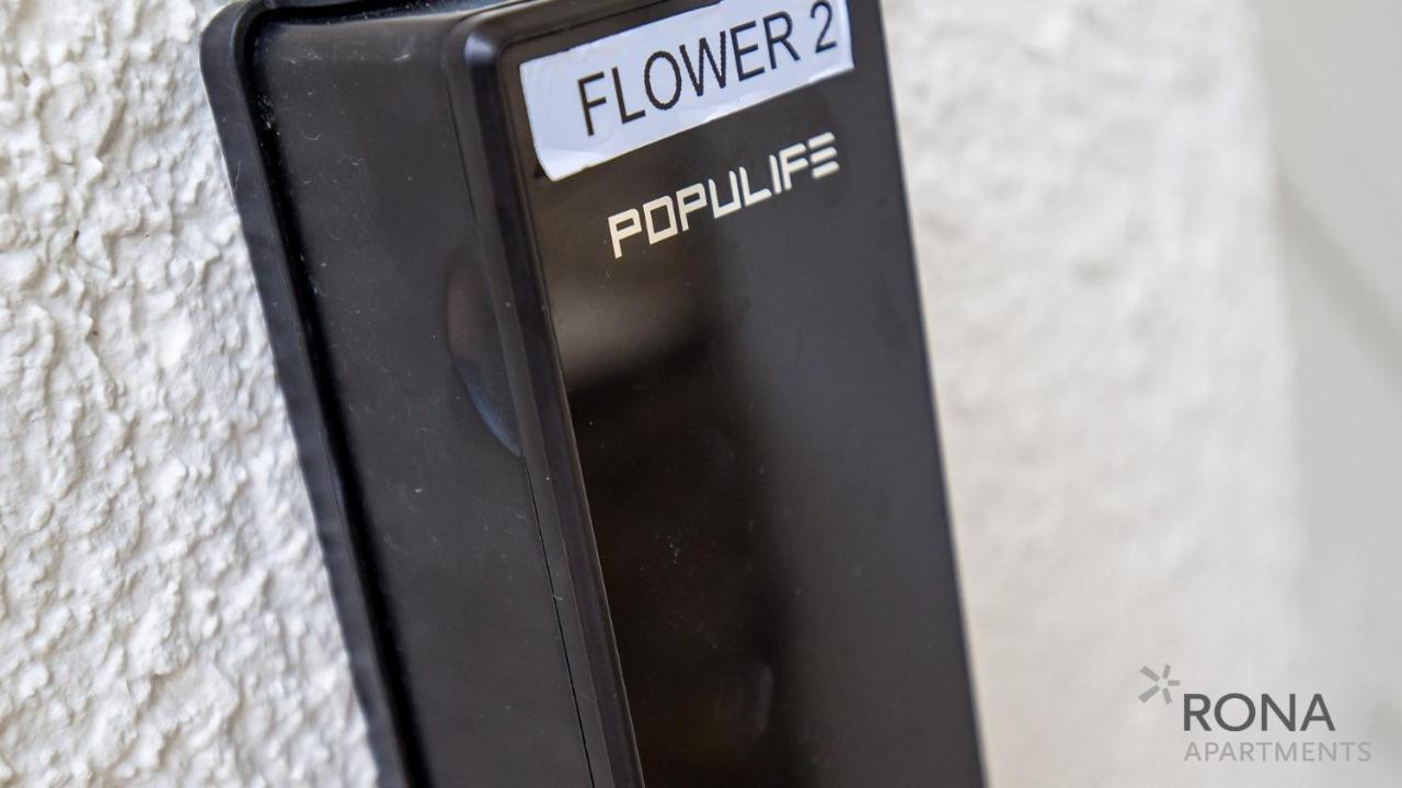Rona Apartment Flower 1 And Flower 2 ノヴァリャ エクステリア 写真