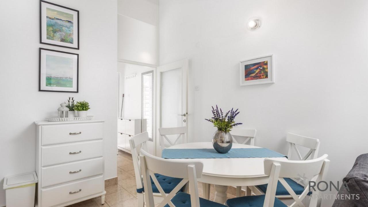 Rona Apartment Flower 1 And Flower 2 ノヴァリャ エクステリア 写真
